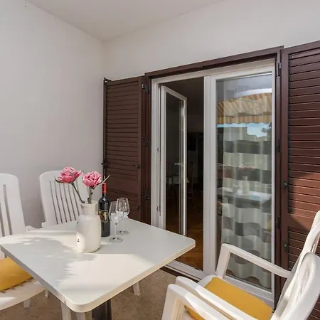 Matijevic Apartment Porec