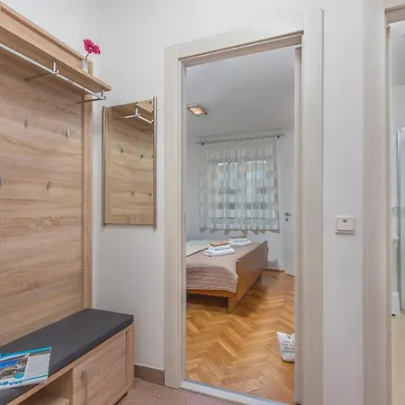 Matijevic Apartment Porec